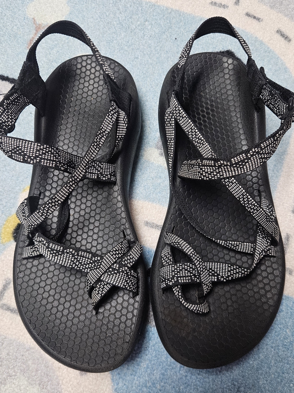 Offbrand Chaco Style Strappy Sandals - Women 8
